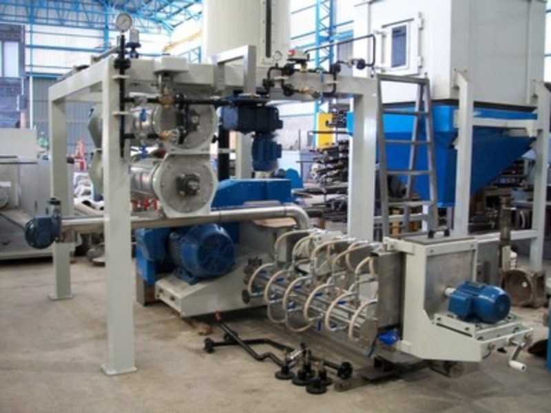  Extrusores De Doble Tornillo Corrotante
